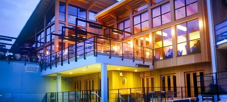 布伦特伍德海湾度假酒店及Spa(Brentwood Bay Resort & Spa)图片