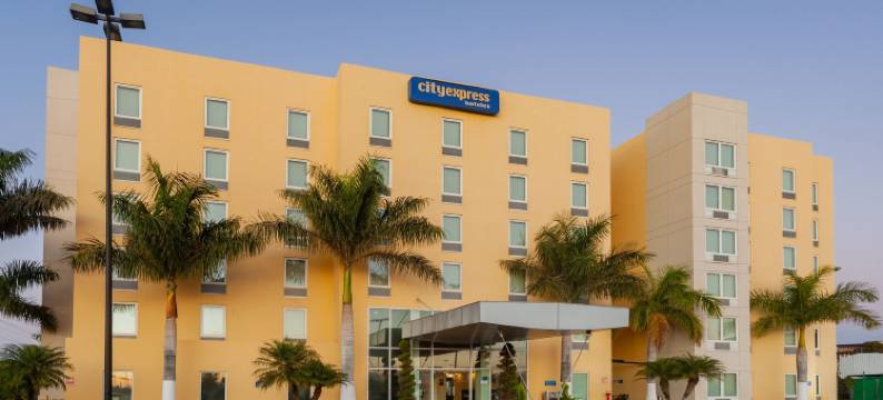 塞拉亚公园城市快捷酒店(City Express by Marriott Celaya Parque)图片