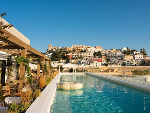 标准酒店,伊比萨