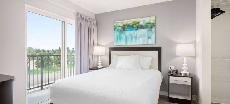 温德姆明尼阿波利斯 - 普利茅斯长住水步酒店(WaterWalk Extended Stay Minneapolis - Plymouth)图片