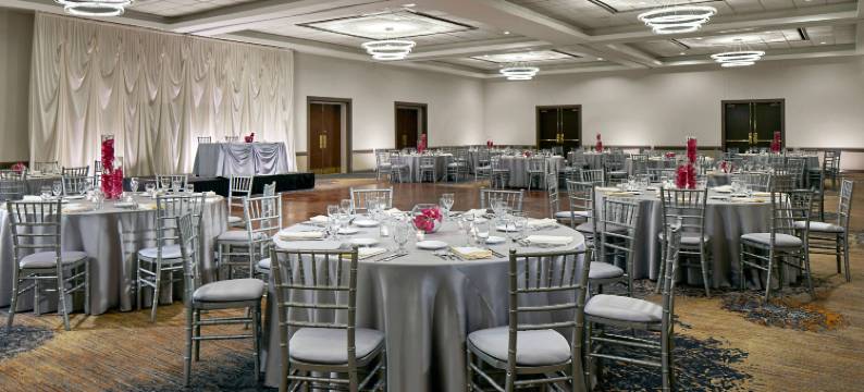 芝加哥格伦维尤万丽套房酒店(Renaissance Chicago Glenview Suites Hotel)图片