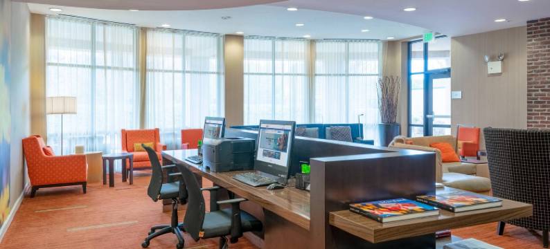 索尔兹伯里万怡酒店(Courtyard by Marriott Salisbury)图片