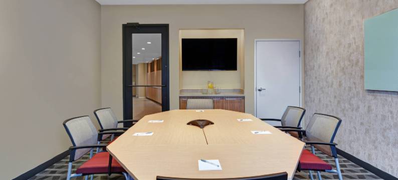 万豪印第安纳波利斯Downtown 的 TownePlace Suites(TownePlace Suites Indianapolis Downtown)图片