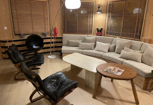 Apartment 100 m2 Megève Centre near Church -Skis at feetHotel Overview