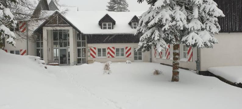 Vacation home for 20 people, fireplace, sauna, 10 rooms, 10 bathrooms, very large, distant view图片