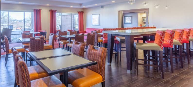 希尔顿欢朋酒店-麦迪逊东东区购物中心(Hampton Inn Madison-East Towne Mall Area)图片