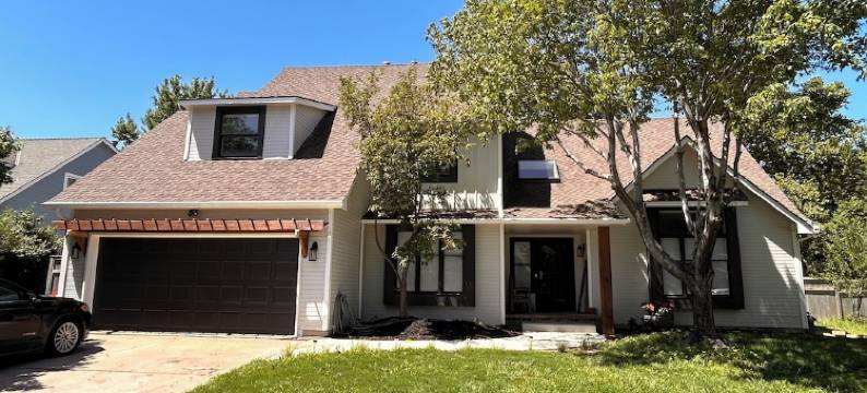 Pool is Open & Heated, Large Areas, 20’X40’ Pool, Hot Tub, Fireplace, Game Room图片