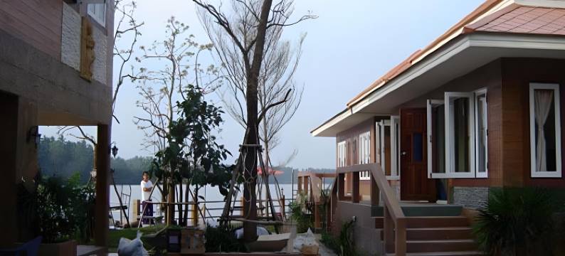 芭伊蒙酒店(Baan Imoun Hotel)图片