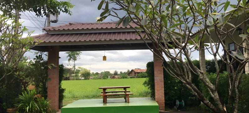 帕府班诺伊度假村(Ban Noi Resort Phrae)图片