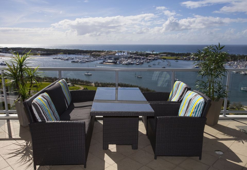 Brighton ShoresHotel Overview