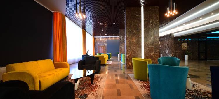 格罗玛达皮拉酒店(Hotel Gromada Pila)图片