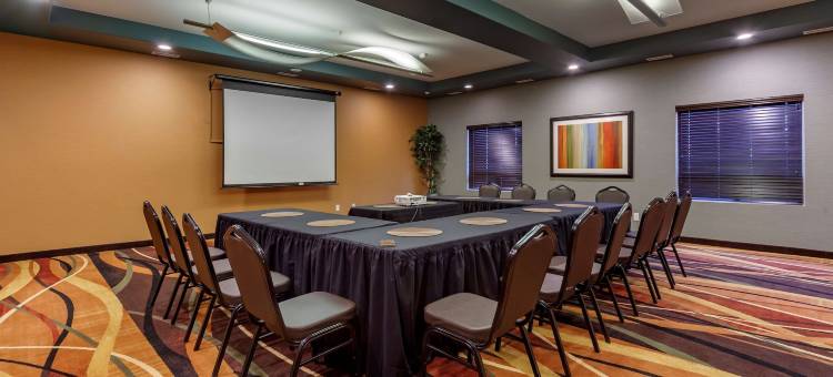 德莱顿谷贝斯特韦斯特优质行政酒店(Best Western Plus Drayton Valley All Suites)图片