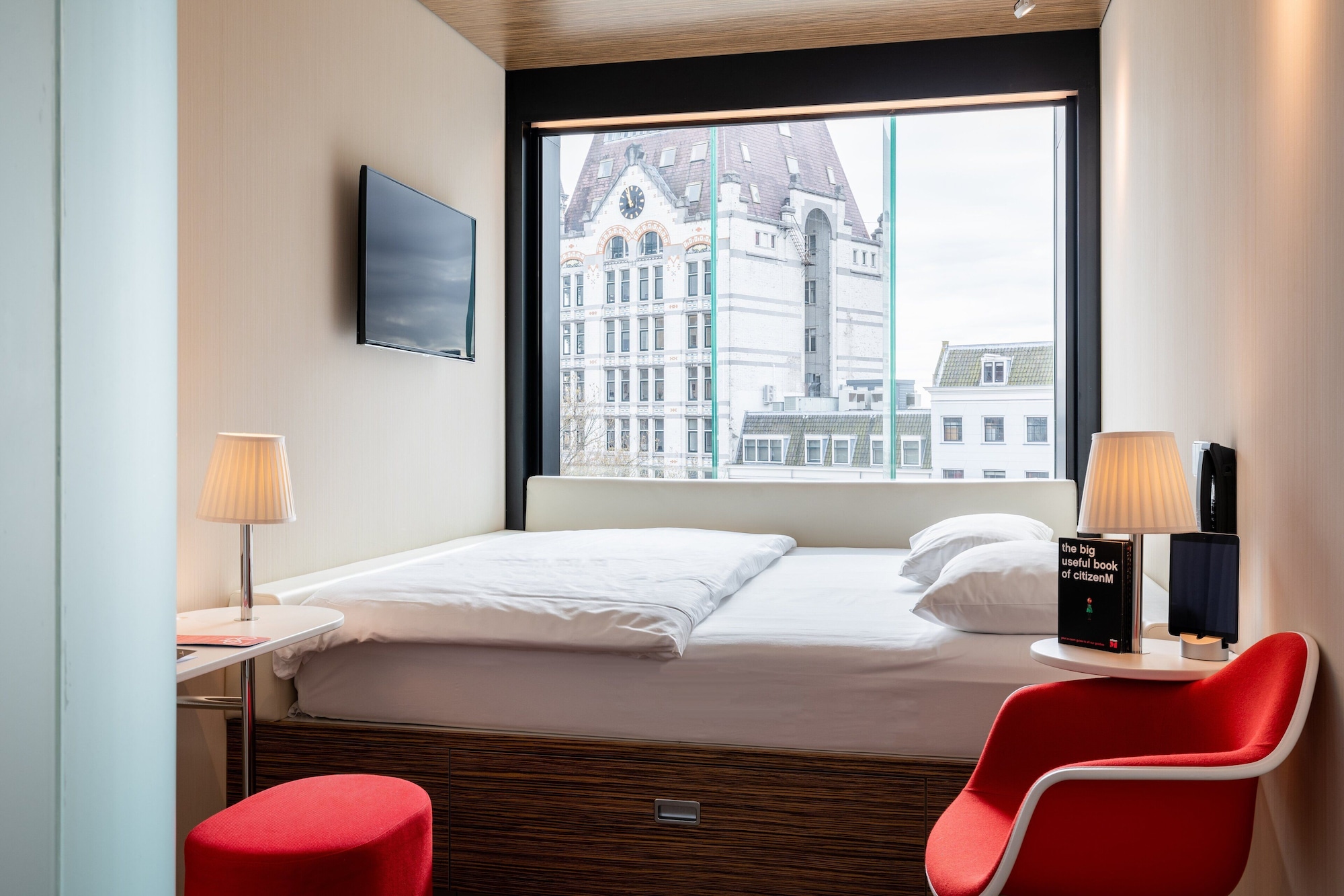 Citizenm Rotterdam Over view