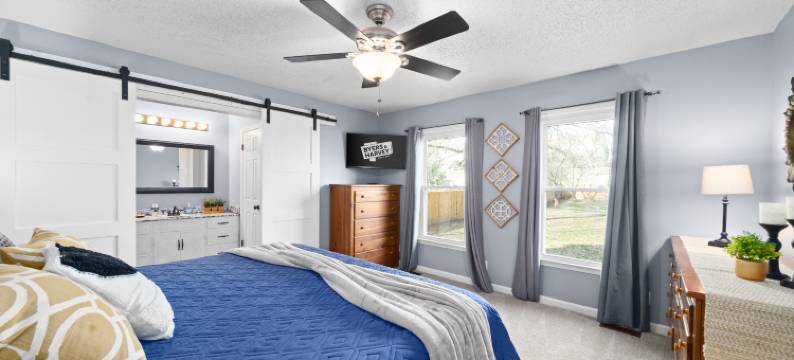 Private Entrance, Fenced Backyard and Large Kitchen - Charming Retreat图片