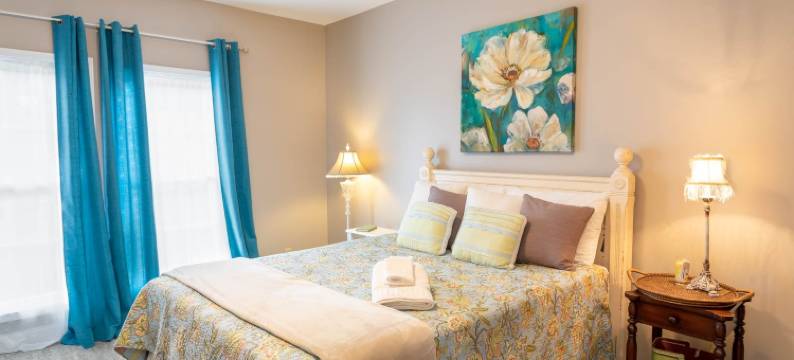 Charming Cabin with Scenic Views and Gas Fireplace - Tranquil Mountain Retreat图片