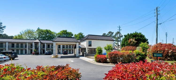 雷福德品质酒店(Quality Inn Raeford)图片