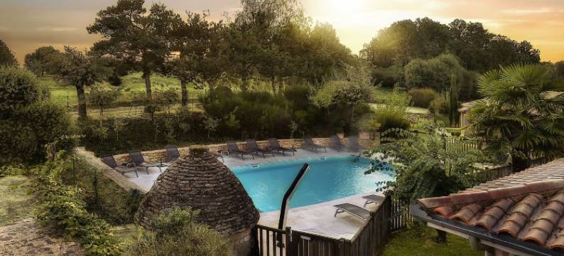 马斯城堡(Hotel le Mas de Castel - Piscine Chauffee)图片