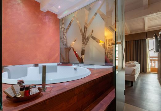 Olimpia HotelHotel Overview