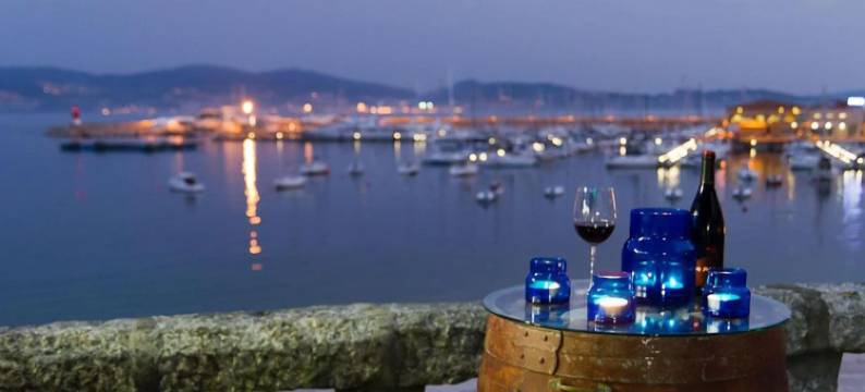 奥桑多马尔酒店(O Son Do Mar)图片