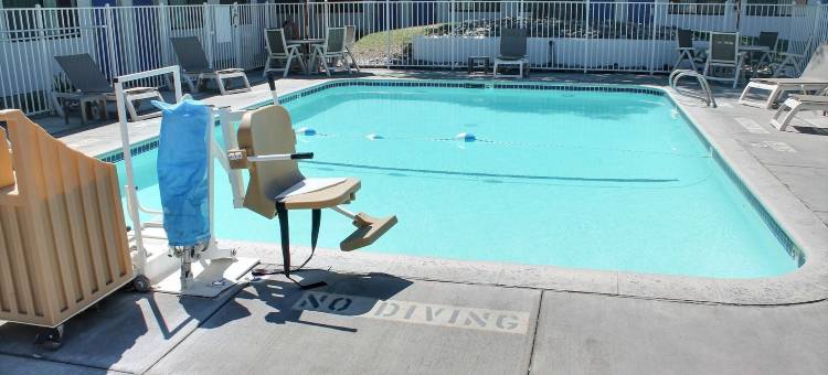 阿塔斯卡德罗6号汽车旅馆(Motel 6 Atascadero, CA)图片