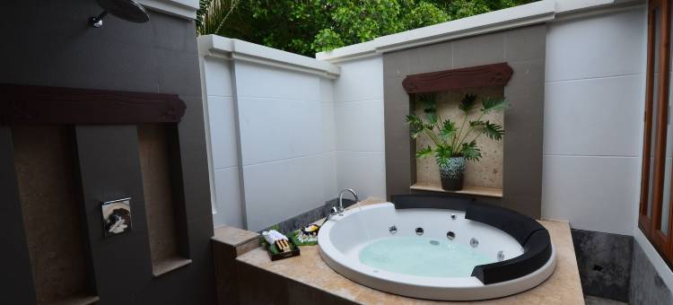 梅哈德湾度假村(Maehaad Bay Resort)图片