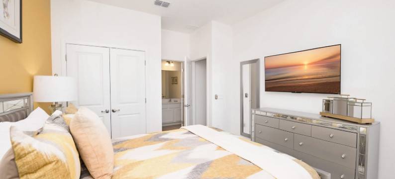 Upstay - 魔法大宅，带泳池、水疗、影院和游戏(Upstay - Magic Mansion w Pool-spa-cinema-games)图片