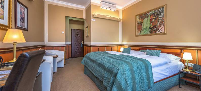 布拉格老城哈斯塔尔酒店(Hotel Hastal Prague Old Town)图片