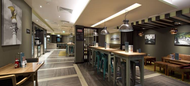 普瑞米尔伦敦南门酒店(Premier Inn London Southgate)图片