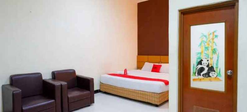 红多兹酒店-近哈比比艾农纪念碑(RedDoorz Near Monumen Habibi Ainun)图片