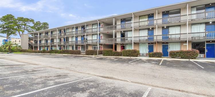 6号汽车旅馆萨默维尔，南卡罗来纳州 – 杜鹃广场(Motel 6 Summerville, SC Charleston)图片