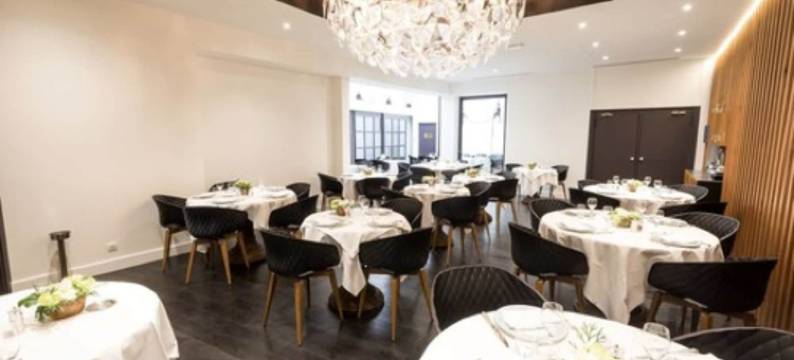 波旁酒店(Logis hôtel-Restaurant Des Bourbons et Brasserie Pub 47)图片