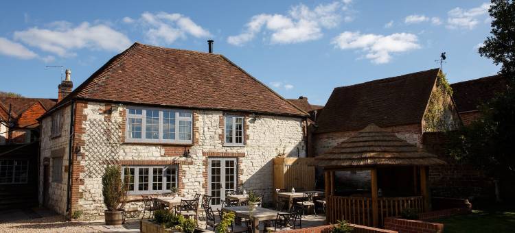 南哈丁白鹿旅馆(The White Hart, South Harting)图片