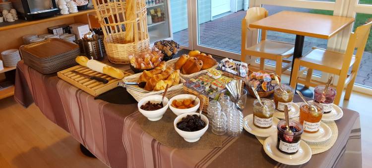 圣弗卢尔原创访问酒店(The Originals Access, Hôtel Saint-Flour)图片