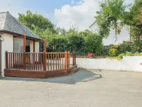 Little Trevallan - Country Houses