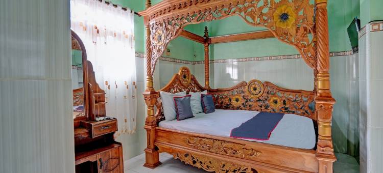 Collection O 92897 英丹酒店 靠近巴韦安港务局(Collection O 92897 Hotel Intan Near Kantor Syahbandar Bawean)图片