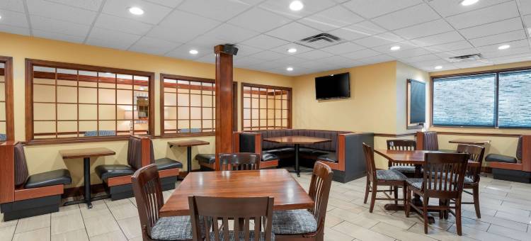 路易斯维尔东部贝斯特韦斯特酒店(Best Western Louisville East)图片