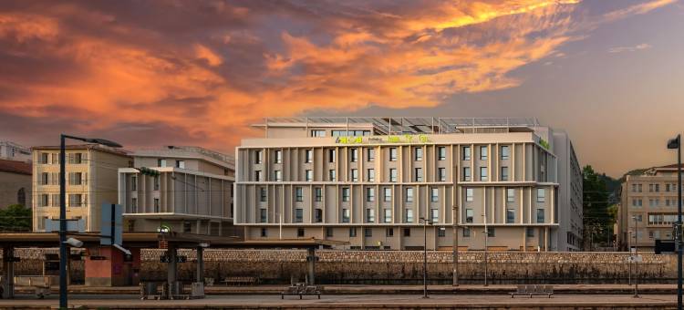 普里维洛奇斯图伦中心火车站公寓酒店(Apparthotel Privilodges Toulon)图片