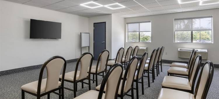 贝斯特韦斯特波林布鲁克酒店(Best Western Bolingbrook Hotel)图片