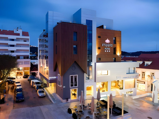 托里什韦德拉什市中心Stay酒店