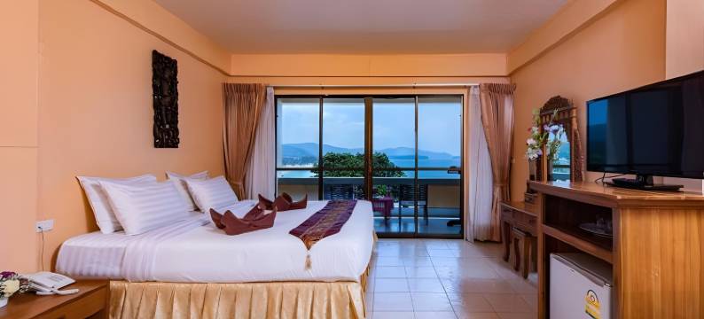 普吉岛班卡伦山度假酒店(Baan Karon Hill Phuket Resort)图片