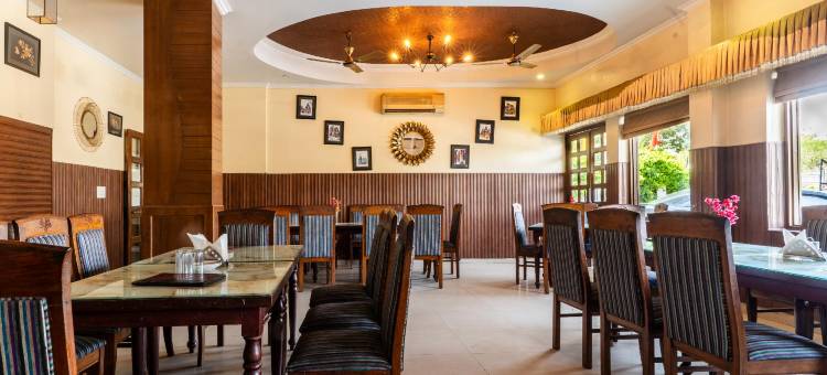 普拉米拉·酒店(FabHotel Pramila Inn)图片