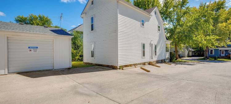 沃伦斯堡之家，靠近市中心！(Warrensburg Home, Close to Downtown!)图片