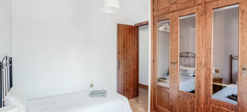 Family Villa with Pool图片