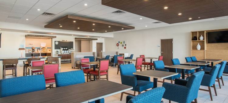 Holiday Inn Express & Suites Ludington图片