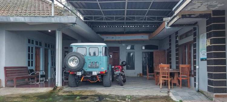 斯里德维民宿酒店(Sri Dewi Homestay)图片