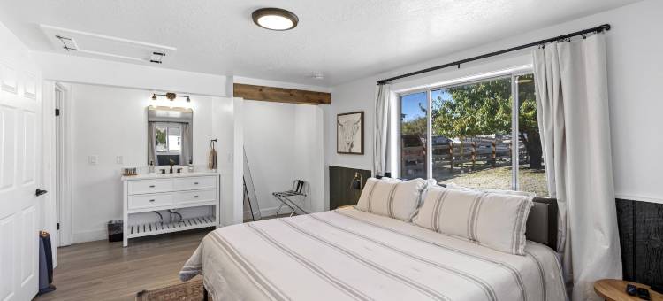 快乐小径民宿(Happy Trails Bed and Breakfast)图片