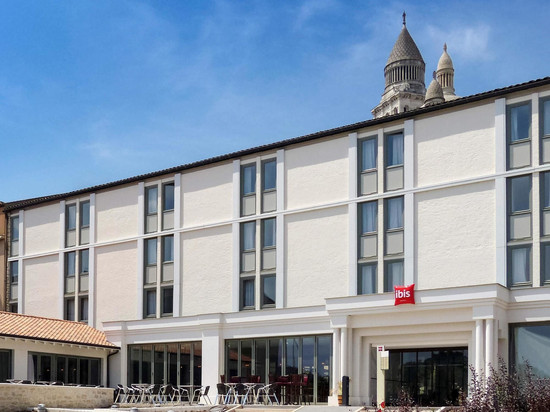 宜必思佩里格中心酒店