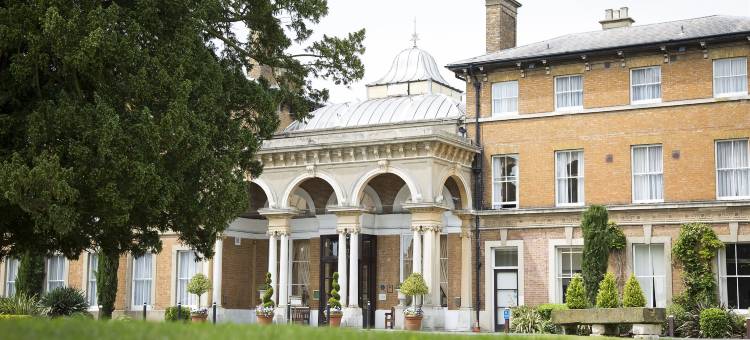 奥特兰兹公园酒店(Oatlands Park Hotel)图片