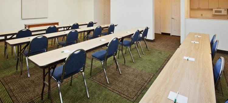 雷丁拉昆塔温德姆套房酒店(La Quinta Inn & Suites by Wyndham Redding)图片