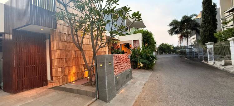 布顿背包客小屋(Buton Backpacker Lodge)图片